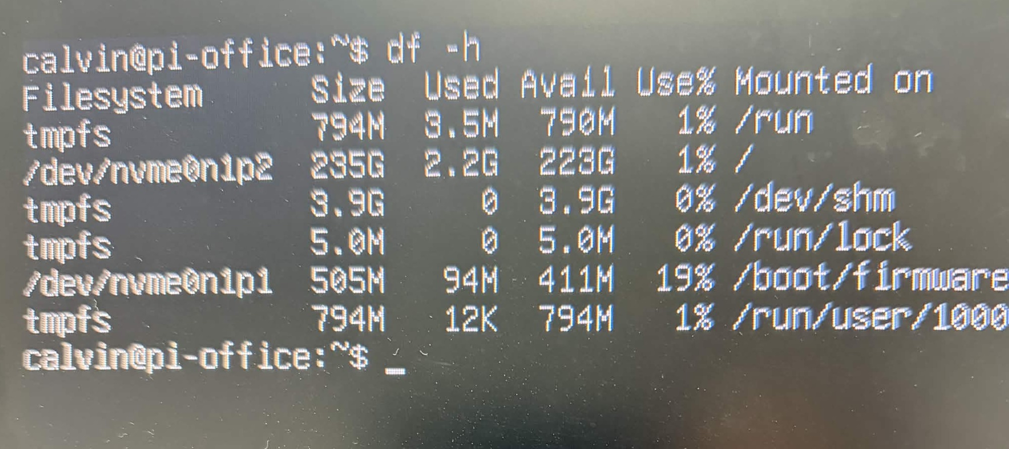 재부팅 후 NVMe SSD가 루트와 boot firmware에 마운트된 확인 화면